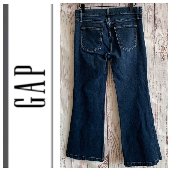 “Authentic Flare” Indigo Rinse Denim { Gap } - Picture 5 of 12